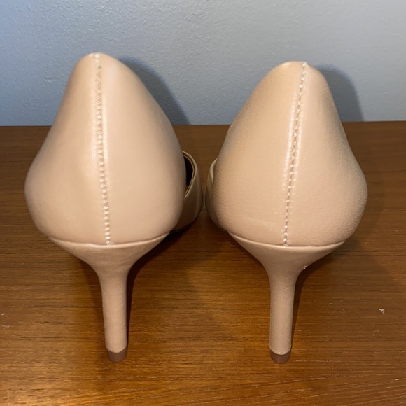 STEVE MADDEN ELUSIVE LEATHER PUMPS NATURAL US6 - Picture 3 of 10